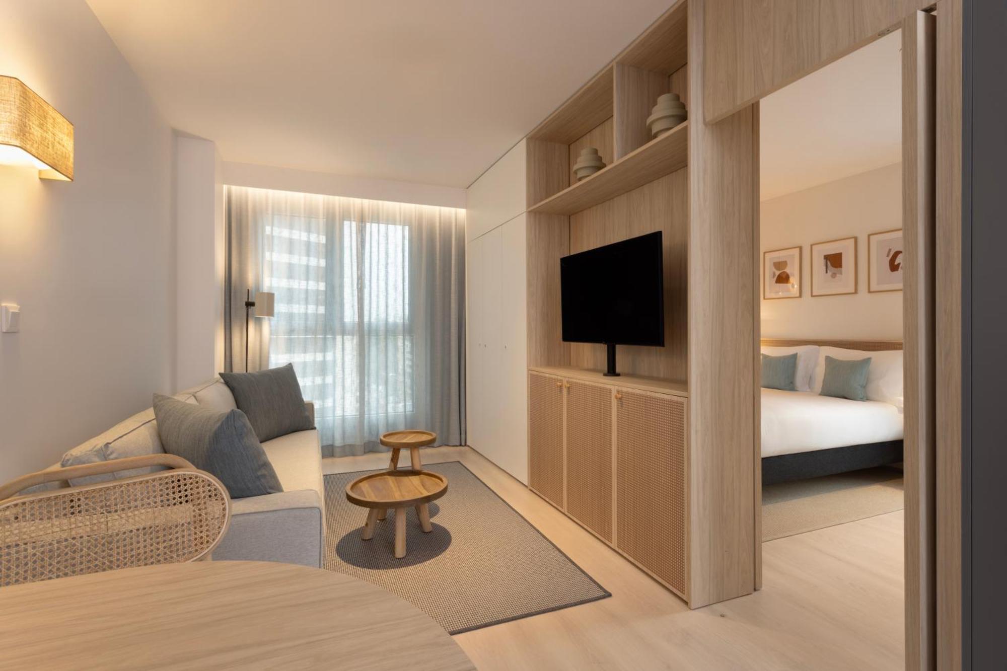 Staybridge Suites & Apartments Malaga By Ihg Exterior photo